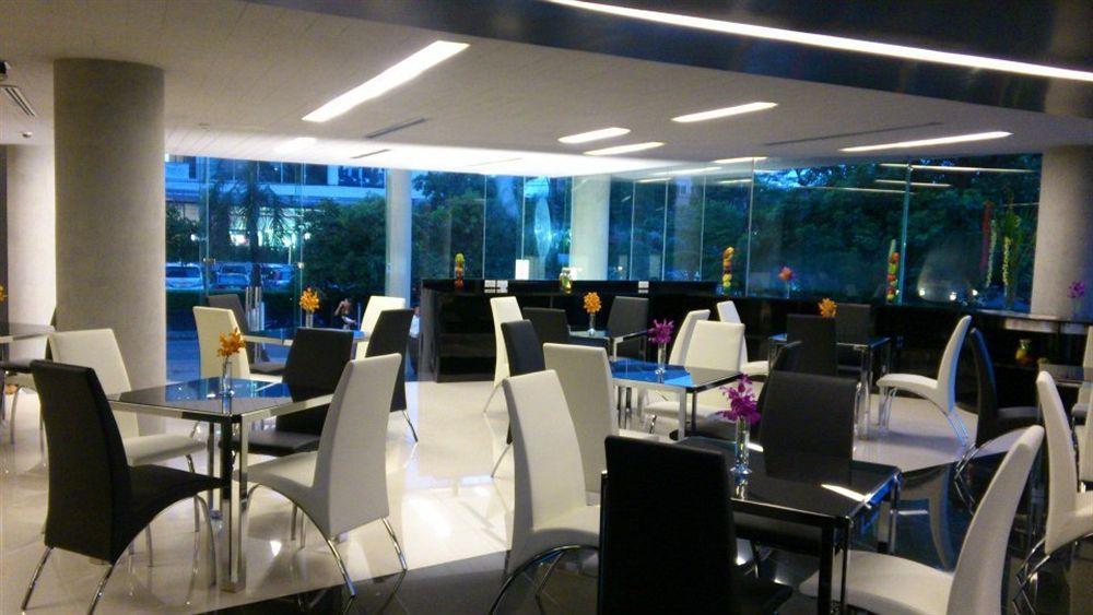 โรงแรม ไนน์ ฟอร์ตี้ วัน กรุงเทพมหานคร ภายนอก รูปภาพ