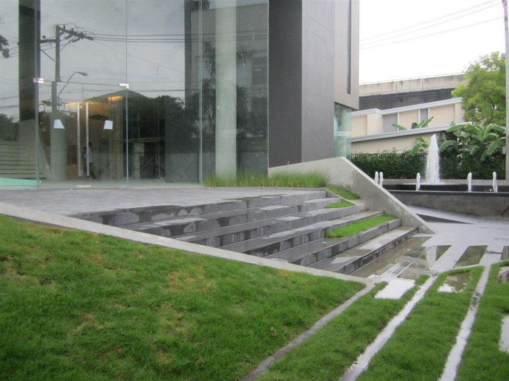 โรงแรม ไนน์ ฟอร์ตี้ วัน กรุงเทพมหานคร ภายนอก รูปภาพ